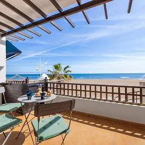  Apartment Home2book Charming Seashell Beachview Spain